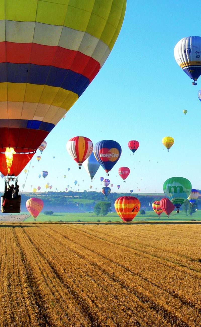 hot-air-balloons-590133_1920